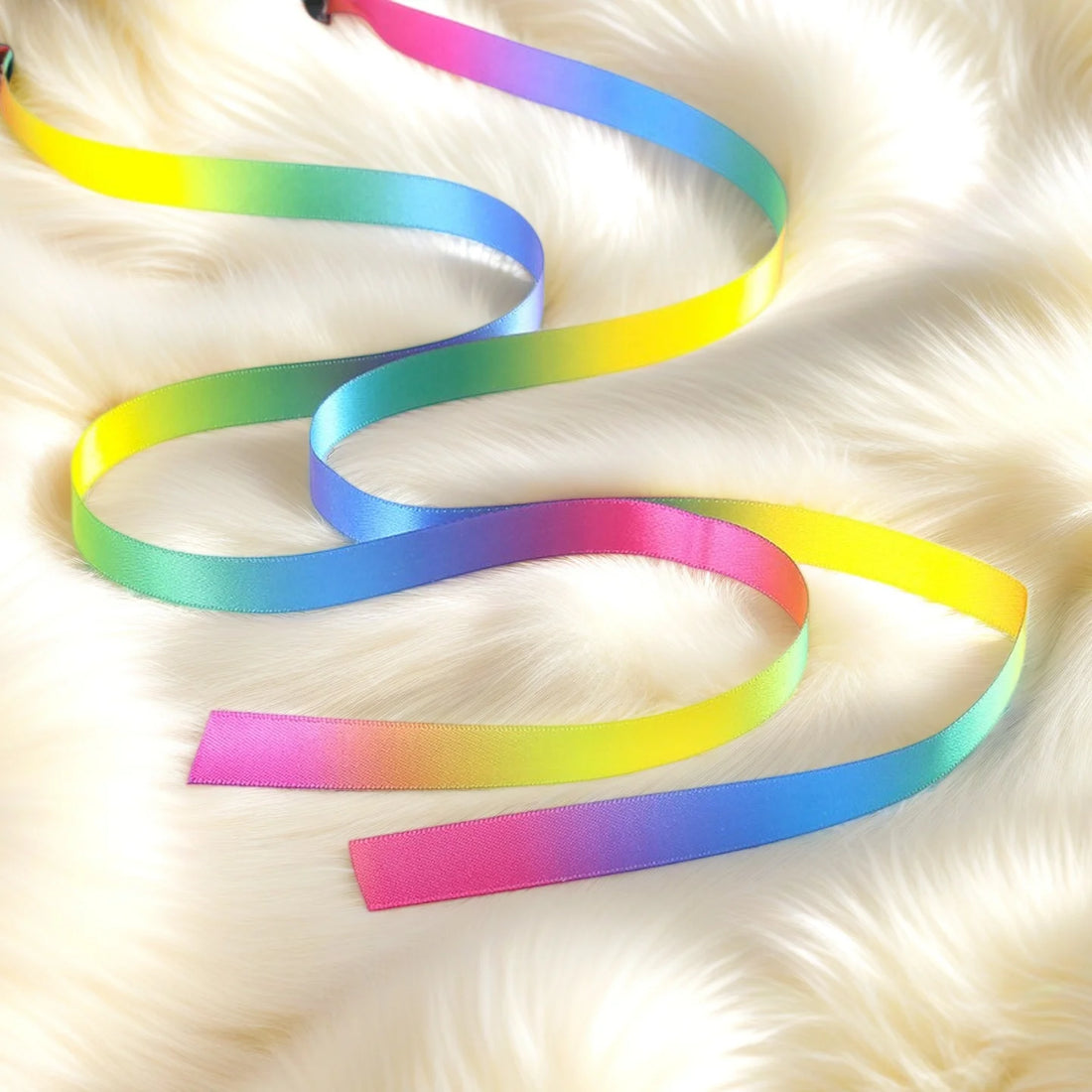 Colorful Ribbon Cat Teaser Wand – Interactive Toy
