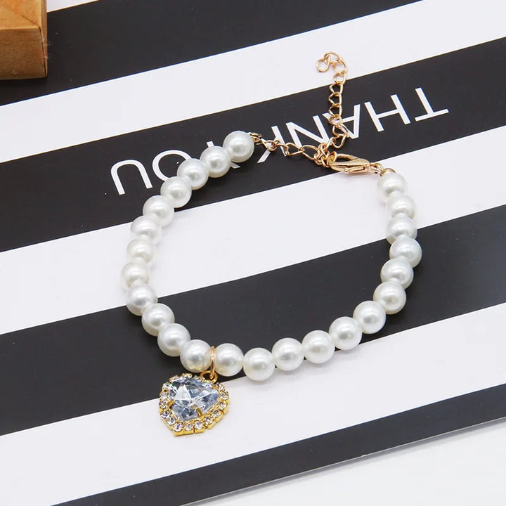 Adjustable Pearl Cat Collar – Stylish Pet Necklace
